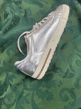 Birkenstock Women’s Silver Metallic Lace-Up Sneaker